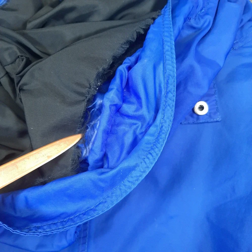 Helly Hansen Vintage Windbreaker Jacket S Blue Mens Gorpcore Hooded Coat